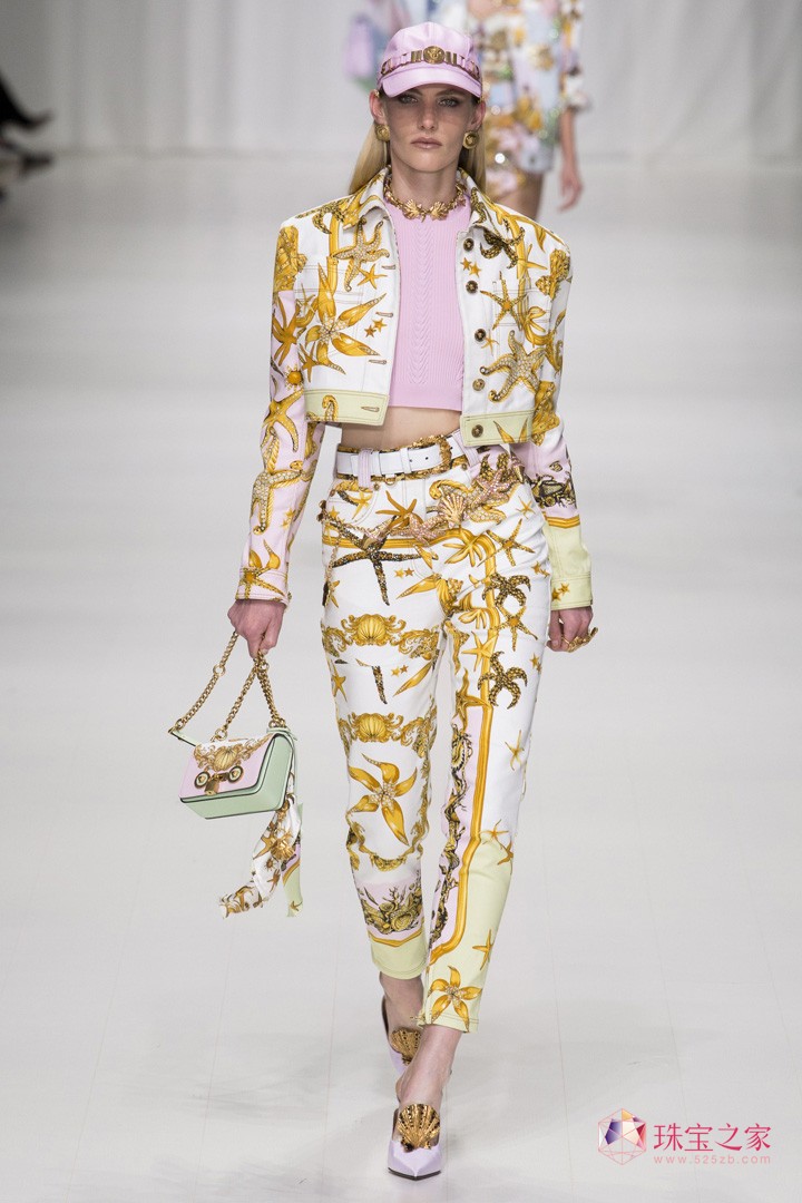 VERSACE ˼ O(sh)Ӌ(j)  r(sh)b Dv Ԫ Ħ ^