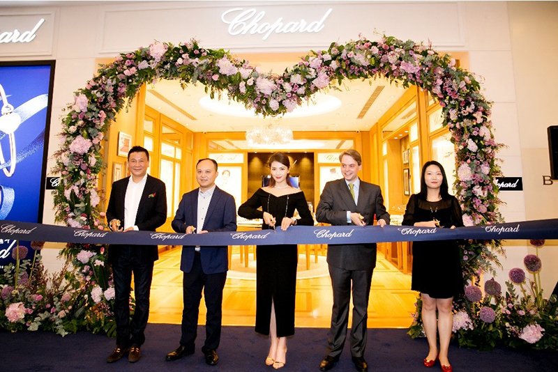 Chopardʒh̏V(chng)Ʒʢ_(ki)Ļ ƷƴʹHR_(ki)ĻY